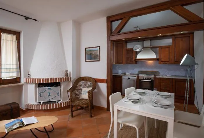 Apartamento Trilocale Lu Gialdinu
